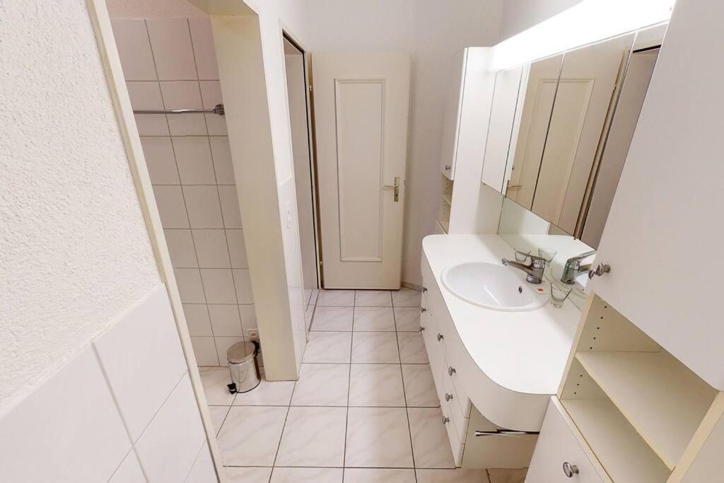Executive 1 Bedroom Flat, City Center Zurych Zewnętrze zdjęcie